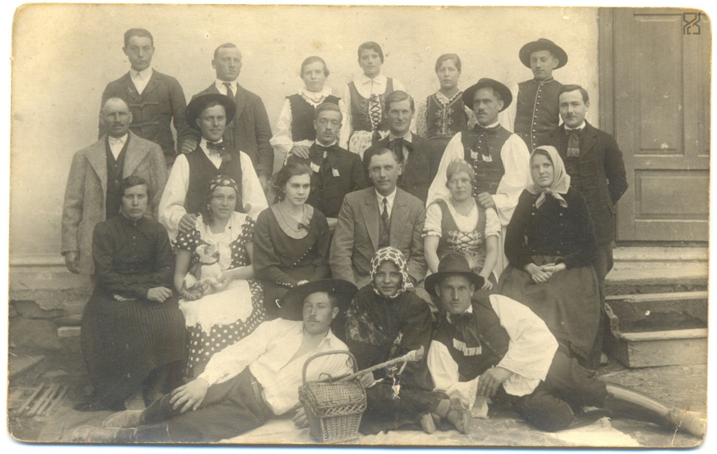 /storage/img/big_repyx-ria-416a-szinjatszok-csoportkepe-1935-posteleport.jpg