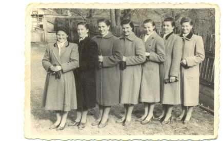 Női csoportkép, 1960. március 27.