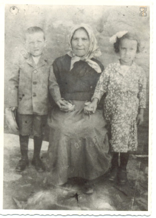 Gergely Borbála és unokái